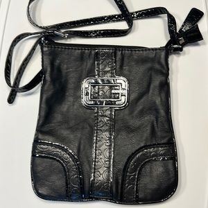 Guess purse